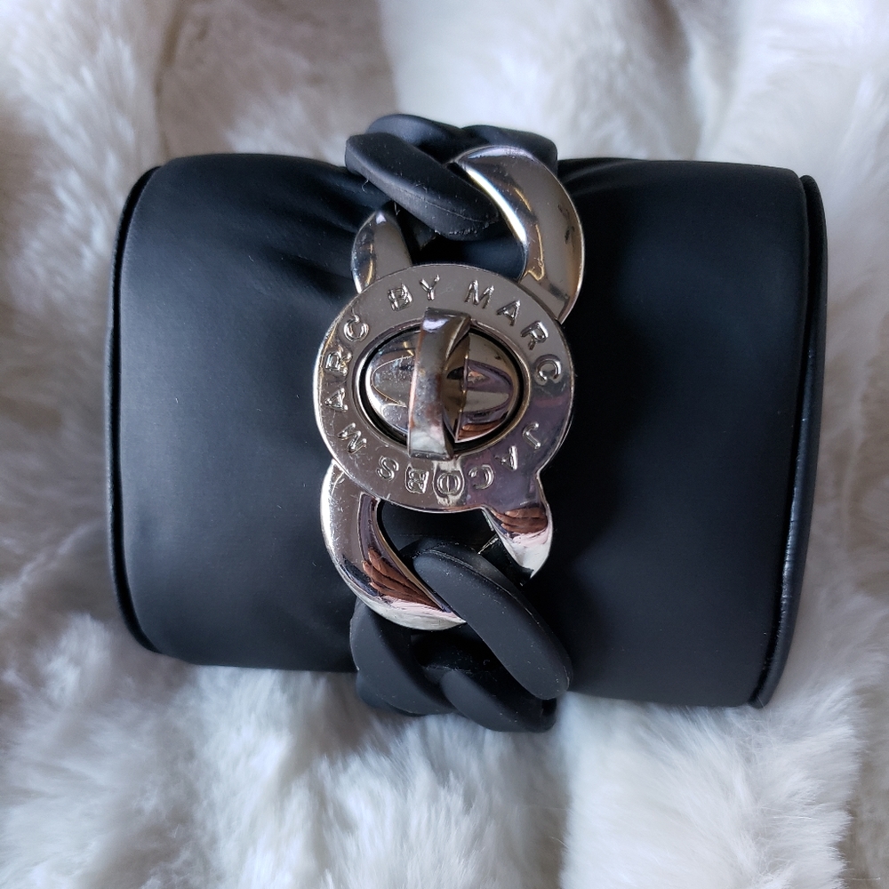 Marc Jacob's bracelet